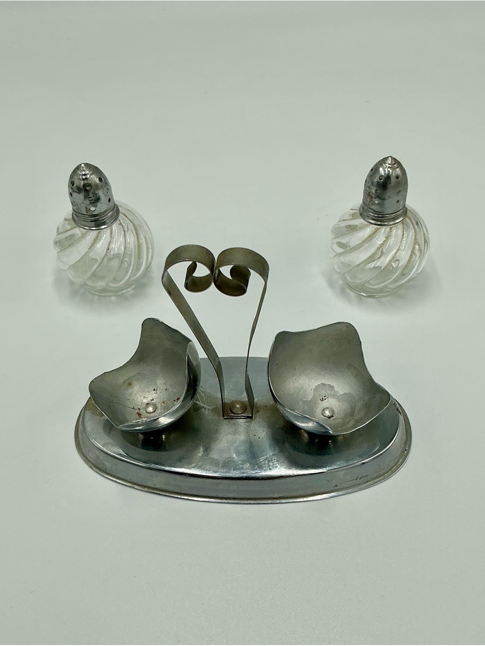 Vintage Silver Tone Clear Glass Mini Salt and Pepper Shakers On Silver Tone Tray - Picture 7 of 11
